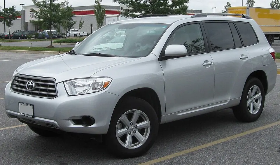 2008 Toyota Highlander, photographed in United States
