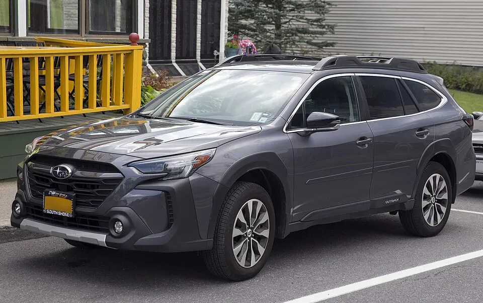 2023 Subaru Outback Limited in Magnetite Gray Metallic, front left, photographed in United States