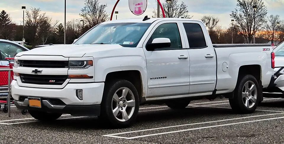2017 Chevrolet Silverado 1500 LT Z71, photographed in United States