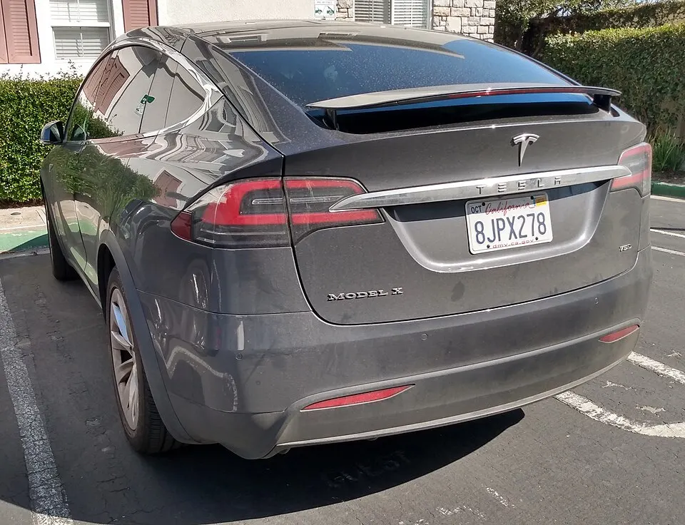 2016 Tesla Model X 75D, photographed in United States