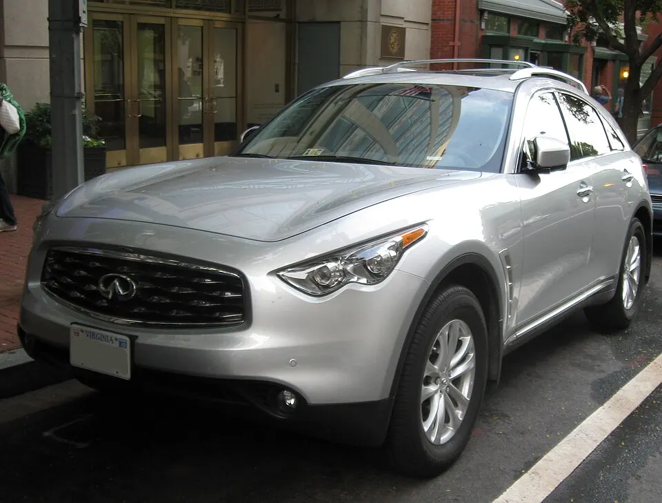 2009 Infiniti FX35, photographed in United States