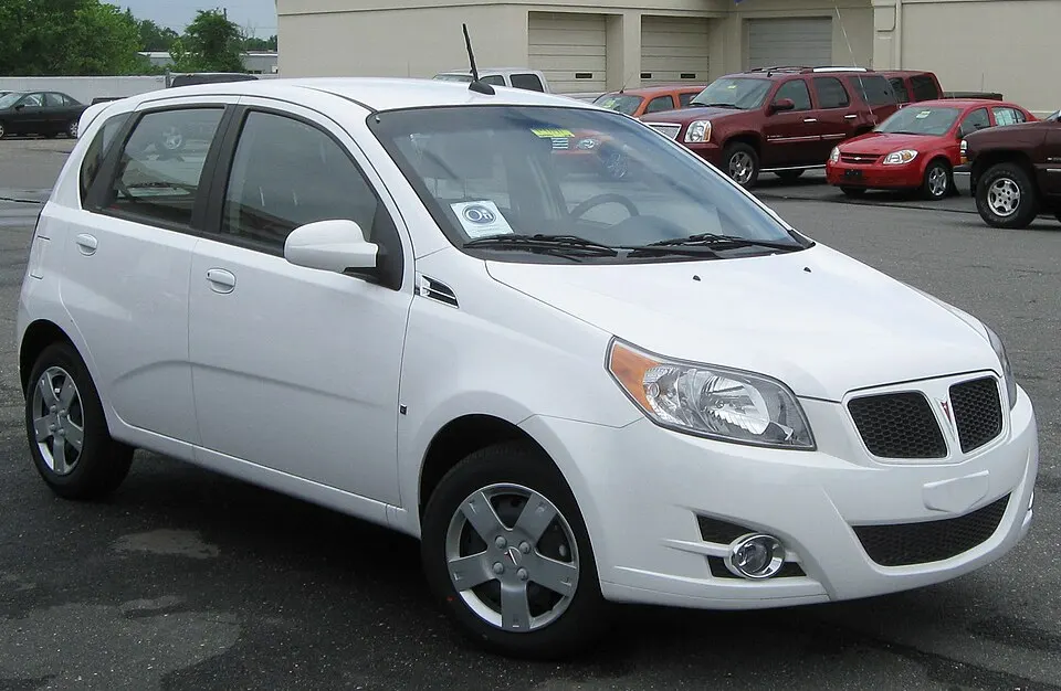 2009 Pontiac G3, photographed in United States