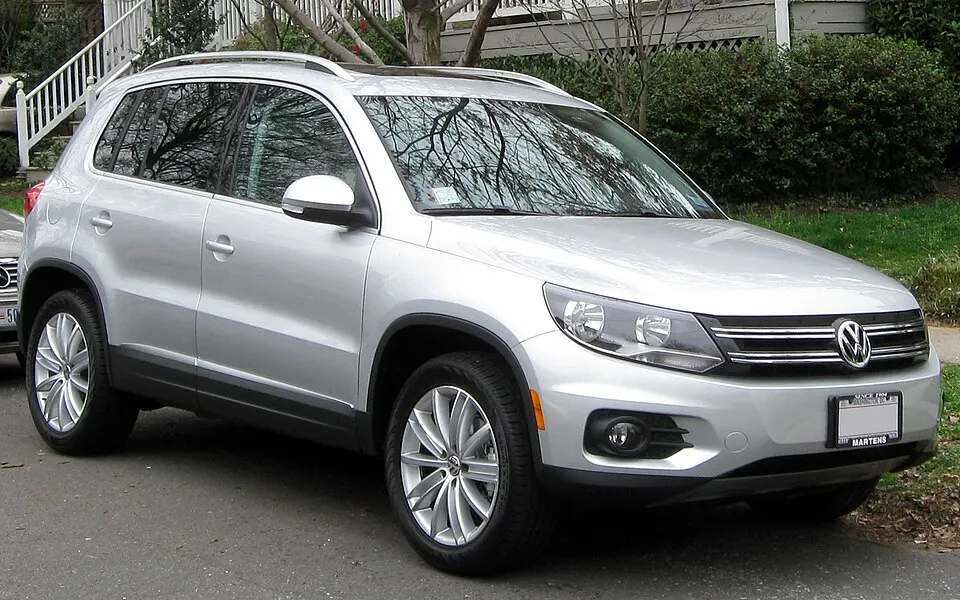 2012 Volkswagen Tiguan -- 03-16-2012 1, photographed in United States