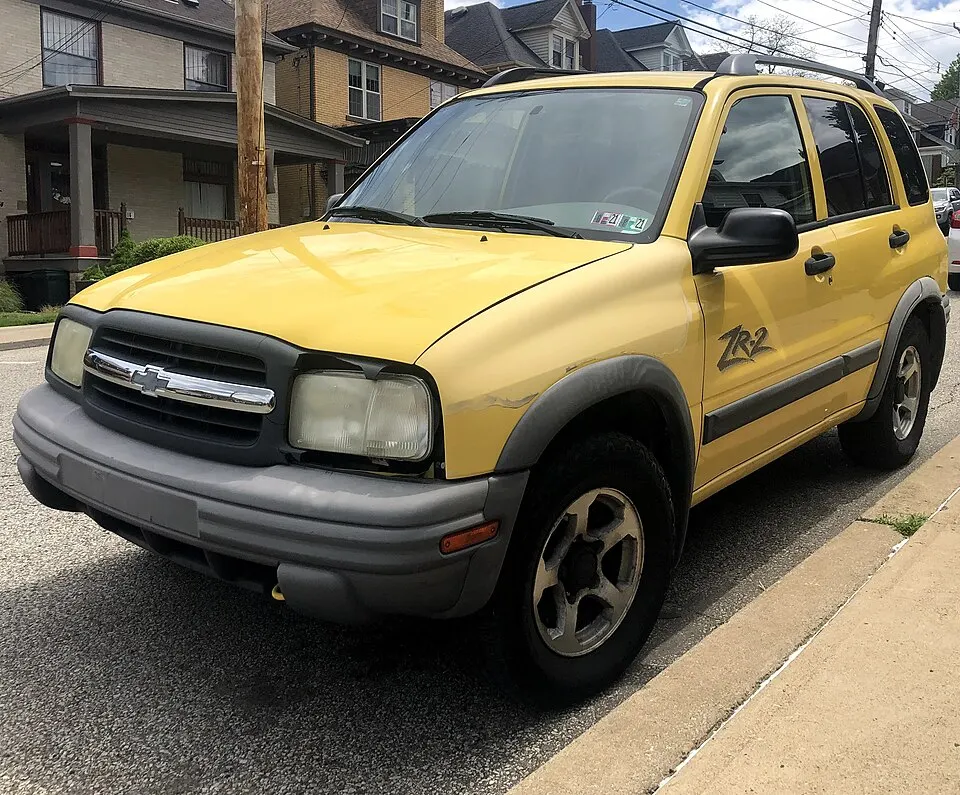 2003 Chevrolet Tracker ZR2, front left, 5-15-2021, photographed in United States